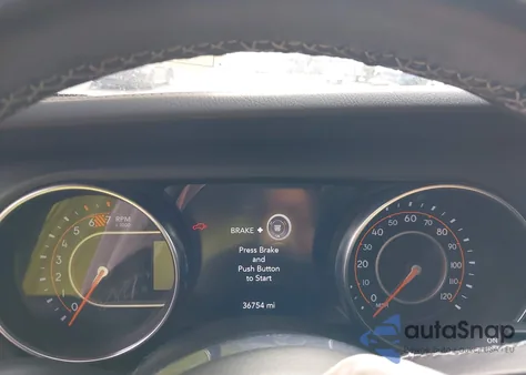 2022 Jeep Wrangler Unlimited Sahara 4X4 from USA, damaged, VIN 1C4HJXEN2NW239826